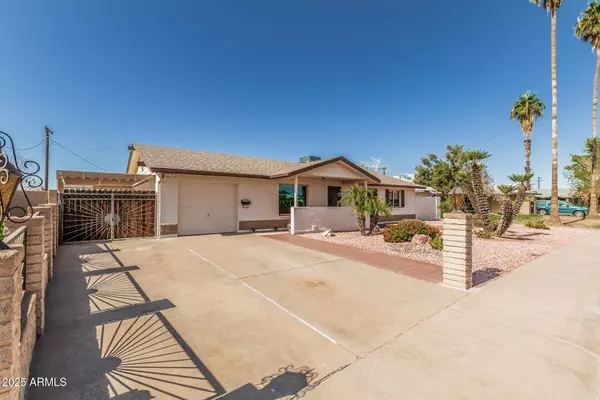 Phoenix, AZ 85033,4026 N 77TH Drive