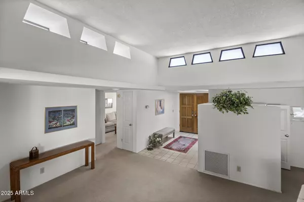 Scottsdale, AZ 85258,9433 N 80TH Place