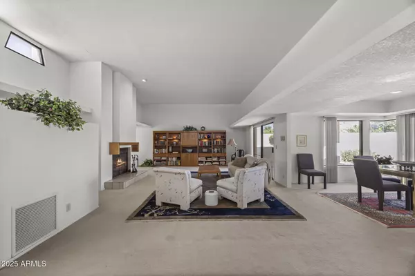 Scottsdale, AZ 85258,9433 N 80TH Place