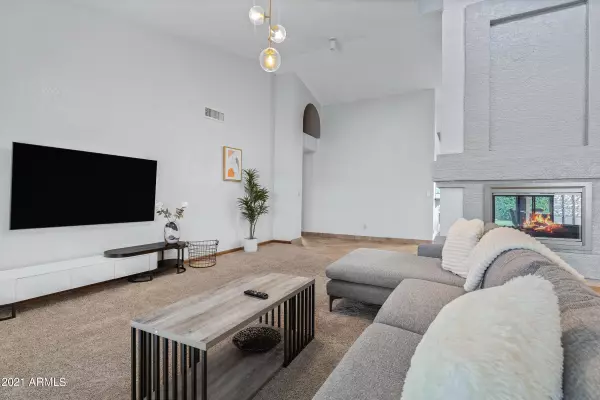 Scottsdale, AZ 85254,5735 E CAMPO BELLO Drive