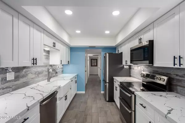 Sun City, AZ 85373,19045 N SIGNAL BUTTE Circle