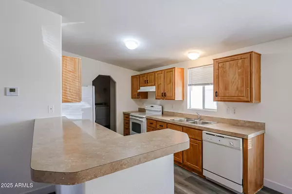 Peoria, AZ 85345,6960 W Peoria Avenue #15