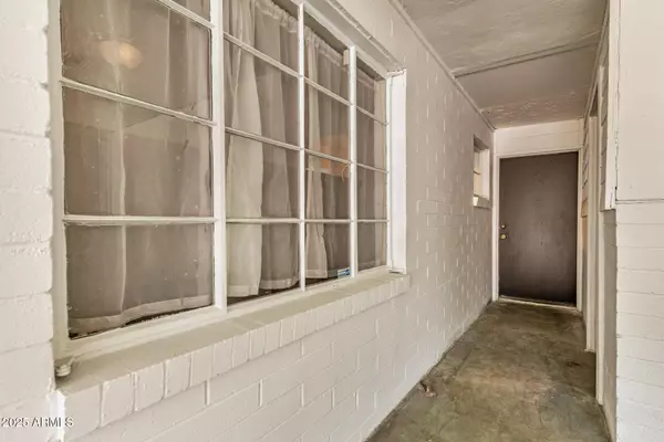 Phoenix, AZ 85021,7055 N 24TH Avenue