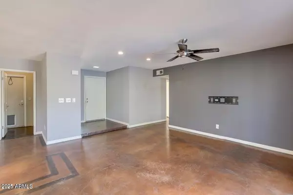 Phoenix, AZ 85032,3832 E Bloomfield Road