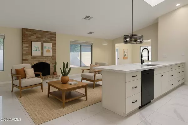 Mesa, AZ 85210,643 W MEDINA Avenue