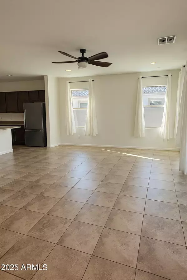 Buckeye, AZ 85326,910 S 199TH Lane