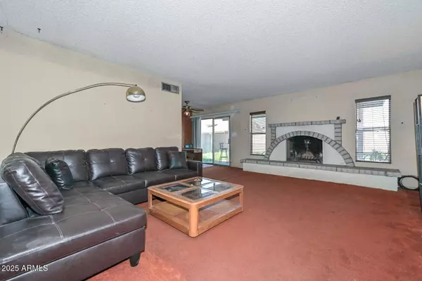 Glendale, AZ 85303,7210 W WINDSOR Boulevard