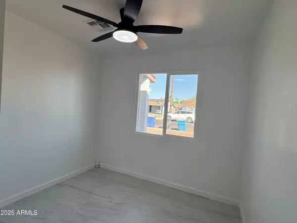 Phoenix, AZ 85033,7961 W CAMPBELL Avenue