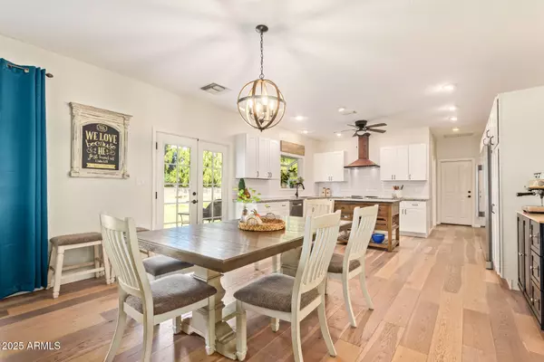 Queen Creek, AZ 85142,18702 E CLOUD Road