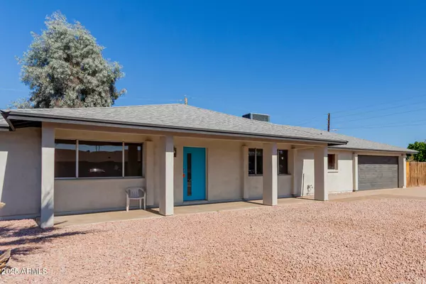 Phoenix, AZ 85033,5902 W WOLF Street