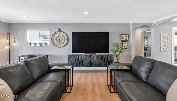 Phoenix, AZ 85018,4240 E SELLS Drive