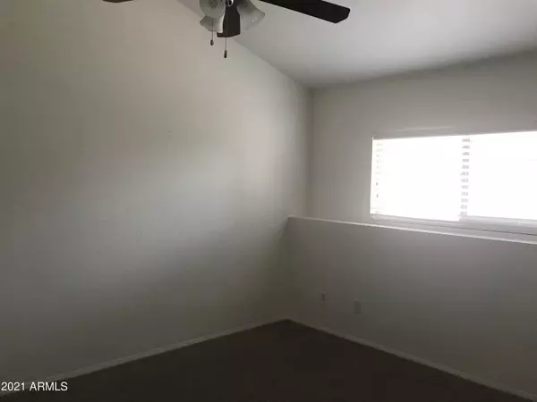 Chandler, AZ 85224,2201 N COMANCHE Drive #1020