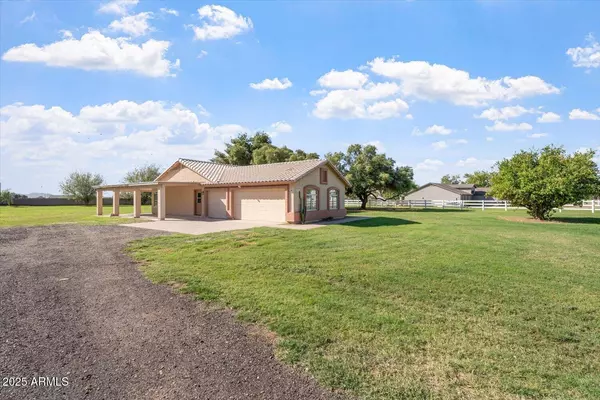 Gilbert, AZ 85298,15439 E VIA DEL RANCHO --