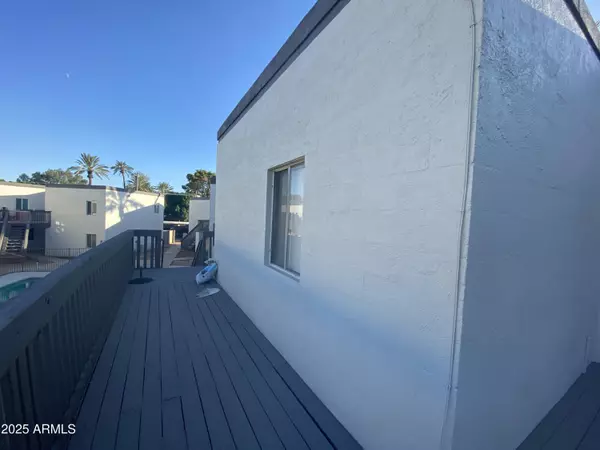 Phoenix, AZ 85016,6236 N 16TH Street ##19