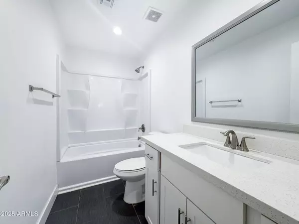 Tempe, AZ 85281,2055 E ORANGE Street