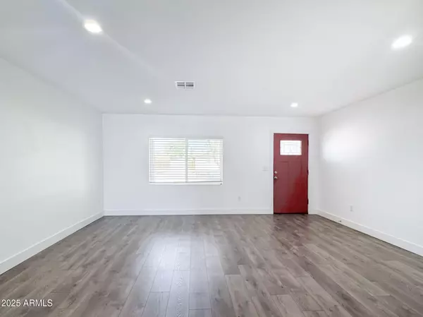 Tempe, AZ 85281,2055 E ORANGE Street