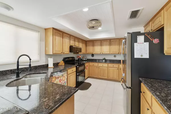 Sun Lakes, AZ 85248,25806 S BOXWOOD Drive