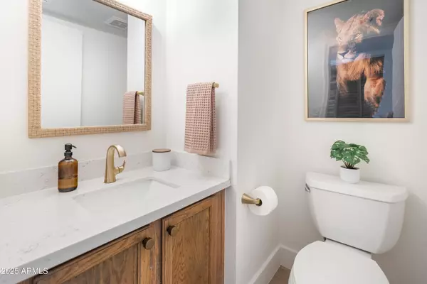 Scottsdale, AZ 85260,9056 E CAPTAIN DREYFUS Avenue