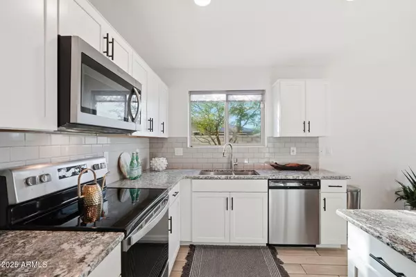 Phoenix, AZ 85041,3420 W DONNER Drive