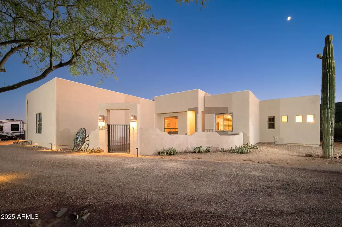 New River, AZ 85087,1127 E MAGELLAN Drive