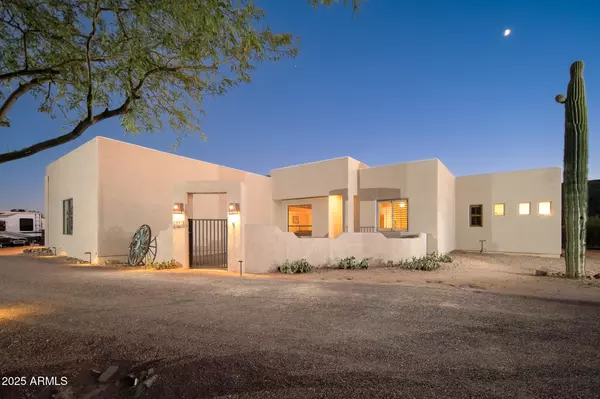 1127 E MAGELLAN Drive, New River, AZ 85087