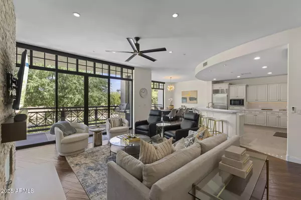 Phoenix, AZ 85016,8 E BILTMORE Estate #215