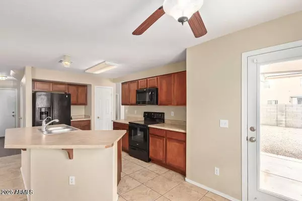 Casa Grande, AZ 85122,833 W SUNSET Court