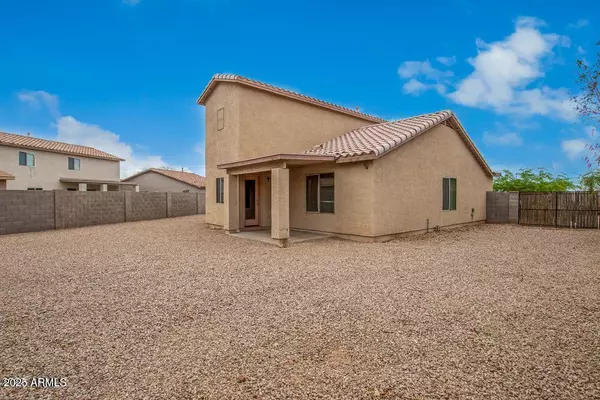Casa Grande, AZ 85122,833 W SUNSET Court
