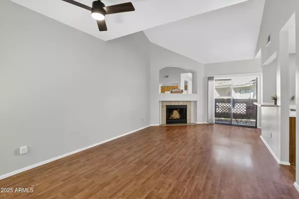 Mesa, AZ 85201,930 N MESA Drive #2014