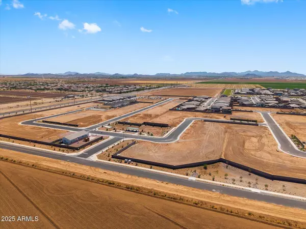 San Tan Valley, AZ 85143,7544 E COZY COTTAGE Lane