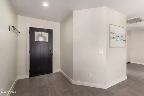 Mesa, AZ 85206,5718 E FLOWER Circle