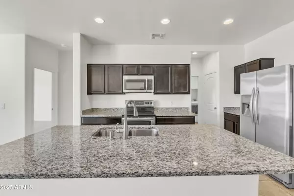 Casa Grande, AZ 85194,2405 E SAN LORENZO Trail