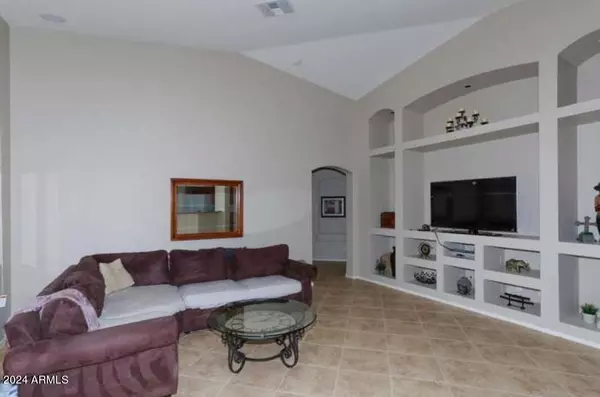 Chandler, AZ 85286,3077 E KINGBIRD Place