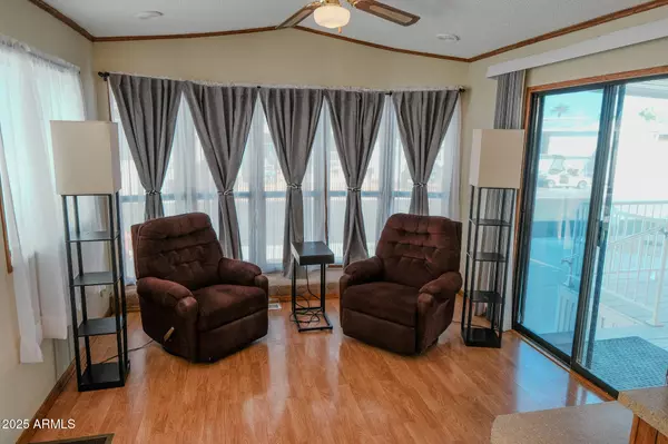 Surprise, AZ 85374,17200 W BELL Road #422