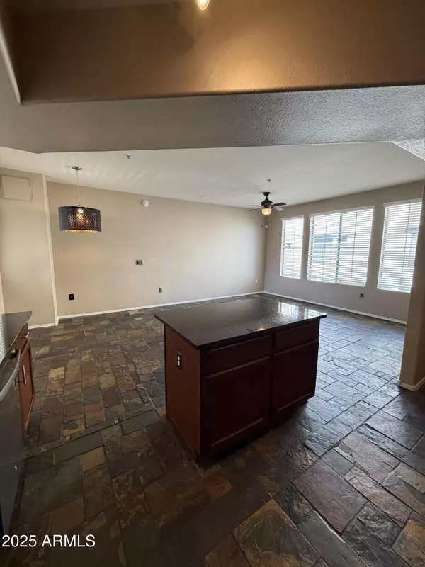 Phoenix, AZ 85085,2150 W ALAMEDA Road #1413