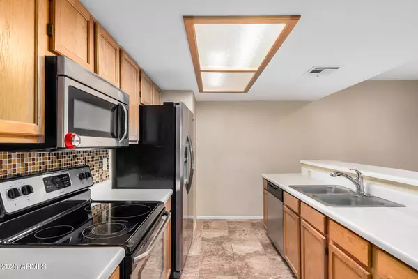 Mesa, AZ 85206,1021 S GREENFIELD Road #1165