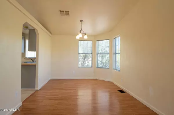 Black Canyon City, AZ 85324,19275 E SAGUARO Drive