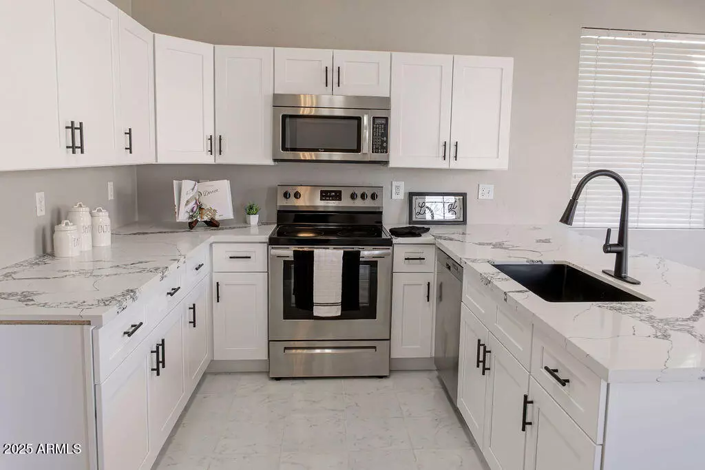 Mesa, AZ 85207,8802 E UNIVERSITY Drive #28