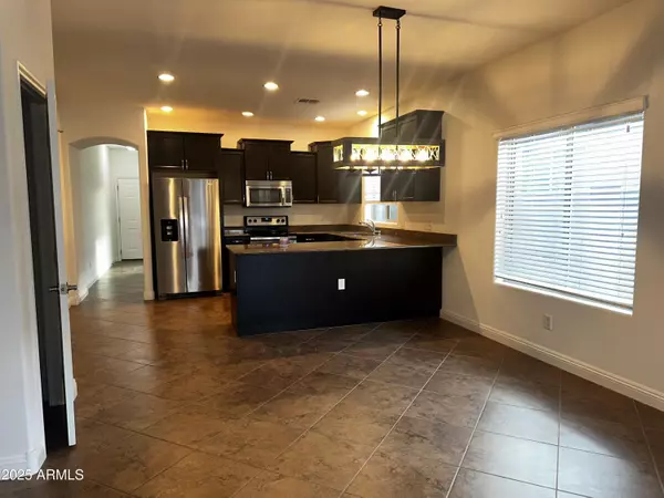 San Tan Valley, AZ 85144,1686 W PAISLEY Drive W