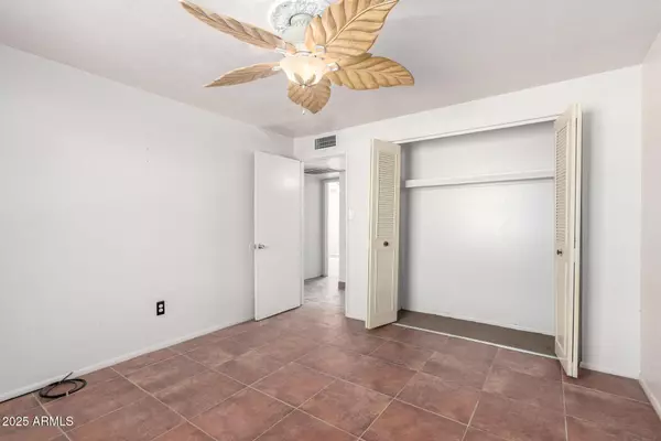 Phoenix, AZ 85032,3908 E CAPITAN DREYFUS Avenue