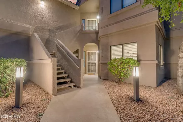 Scottsdale, AZ 85260,15050 N THOMPSON PEAK Parkway #1036