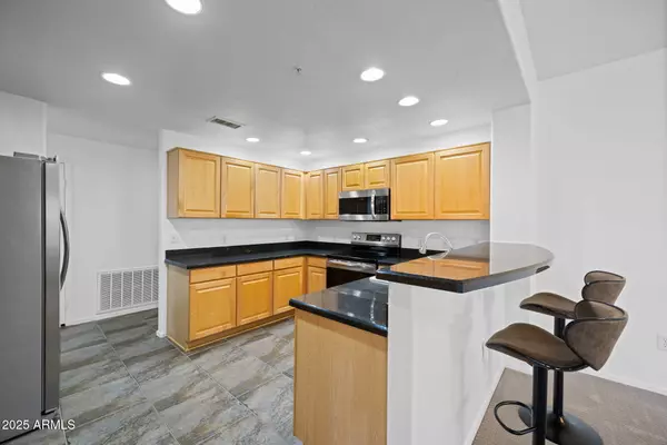 Scottsdale, AZ 85255,19700 N 76TH Street #1040