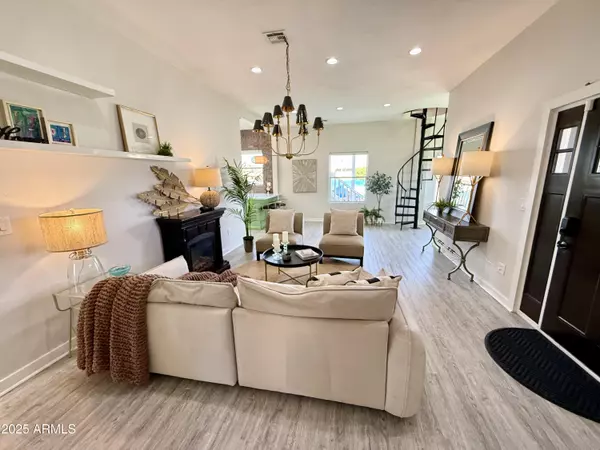 Phoenix, AZ 85006,412 N 14TH Street