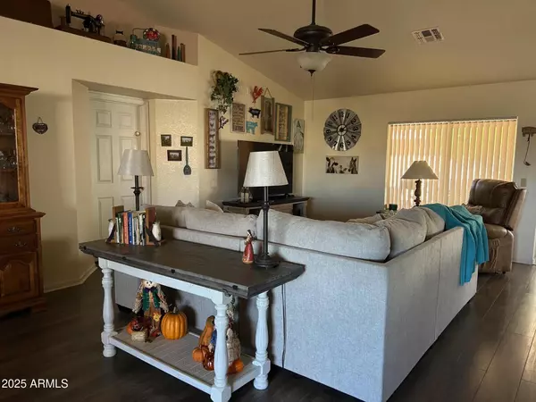 Peoria, AZ 85381,8734 W Bloomfield Road W