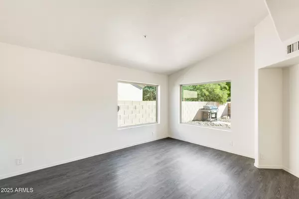 Scottsdale, AZ 85260,15283 N 91ST Place