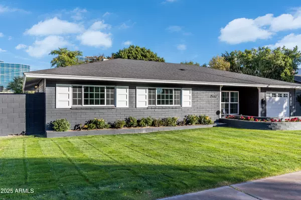 Phoenix, AZ 85016,2532 E HIGHLAND Avenue