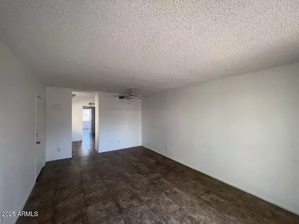 Phoenix, AZ 85032,2838 E MARCONI Avenue #203