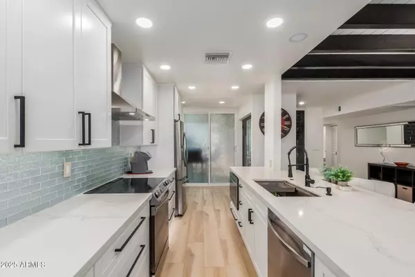 Scottsdale, AZ 85257,2529 N MILLER Road