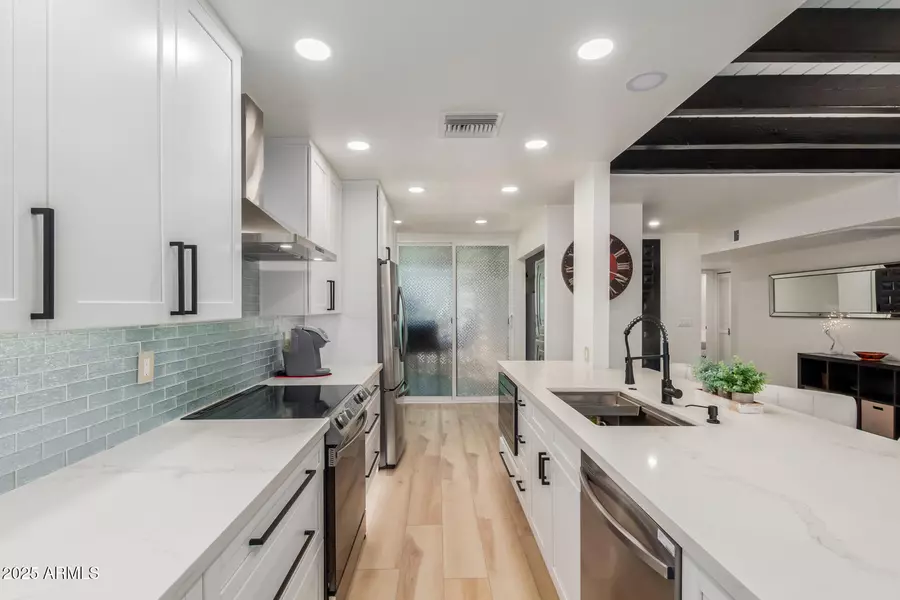 2529 N MILLER Road, Scottsdale, AZ 85257