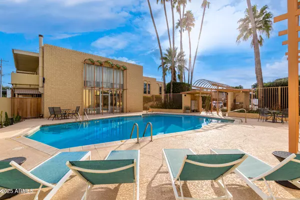 Scottsdale, AZ 85251,6943 E 3RD Street